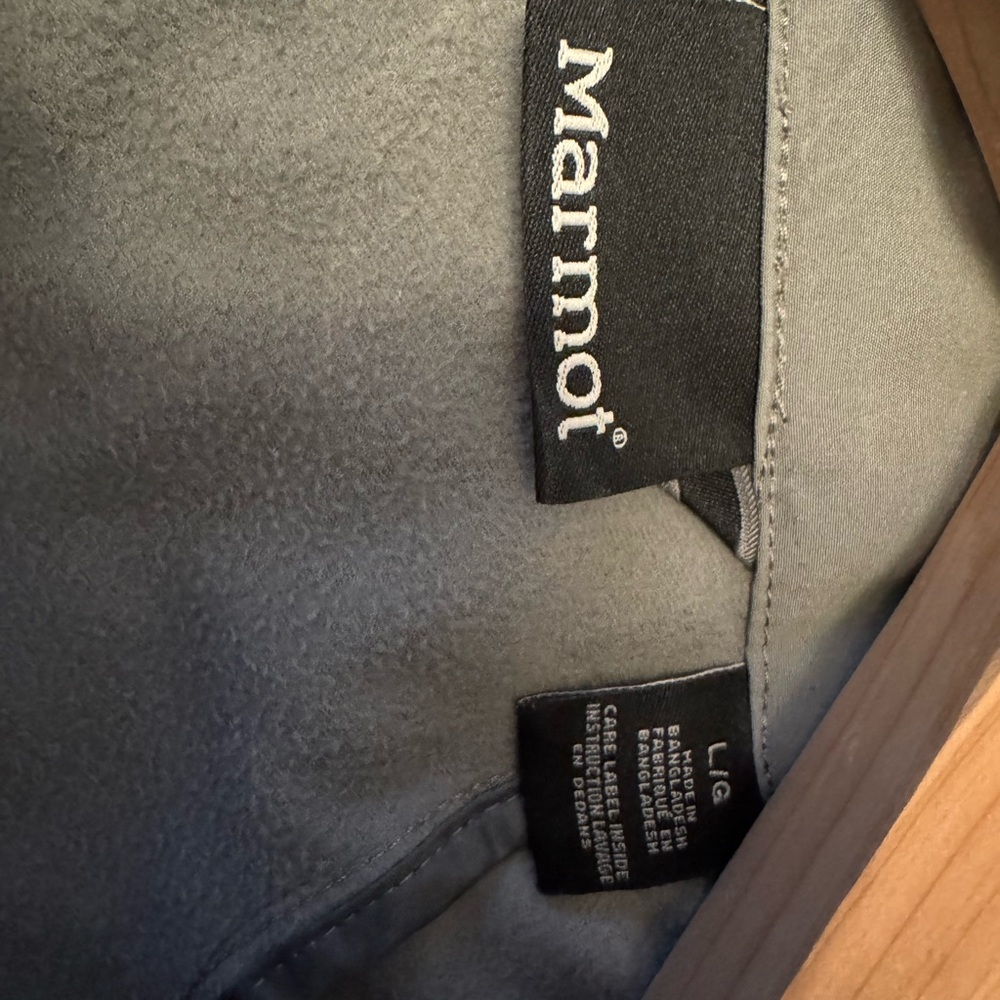 Marmot Men's Performance Jacket in Gray - Picture 6 of 8